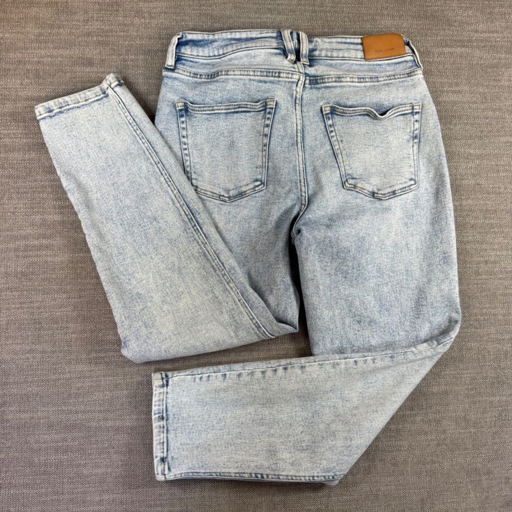Dear John Denim Women's Size 28 Light Acid‎ Wash Straight Leg Crop Jeans Stretch - Picture 3 of 10